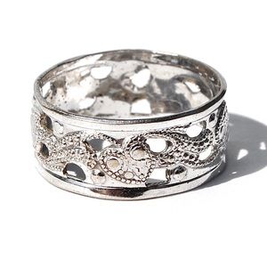 Vintage Vargas Sterling Silver Heart Cigar Band Ring Size 6 Openwork Milgrain